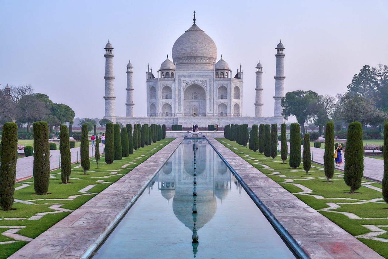 कैसे ताजमहल घुमे: How to visit Taj mahal